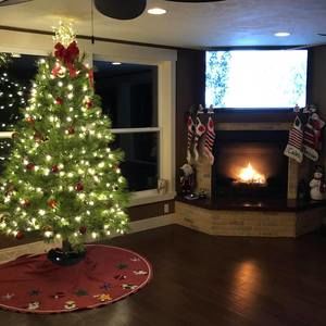 Meet your Posher, Dustin